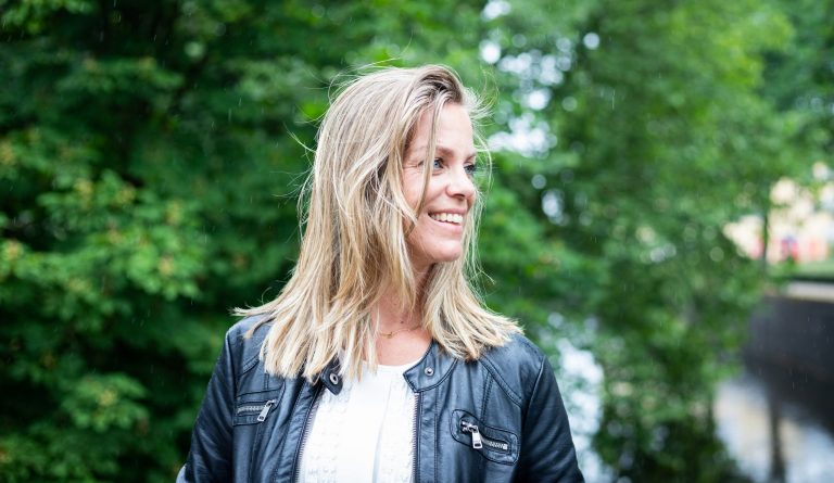Monique: ‘Mijn baan opzeggen was de beste keuze ooit!’ monique koen schandalige vrouwen platform